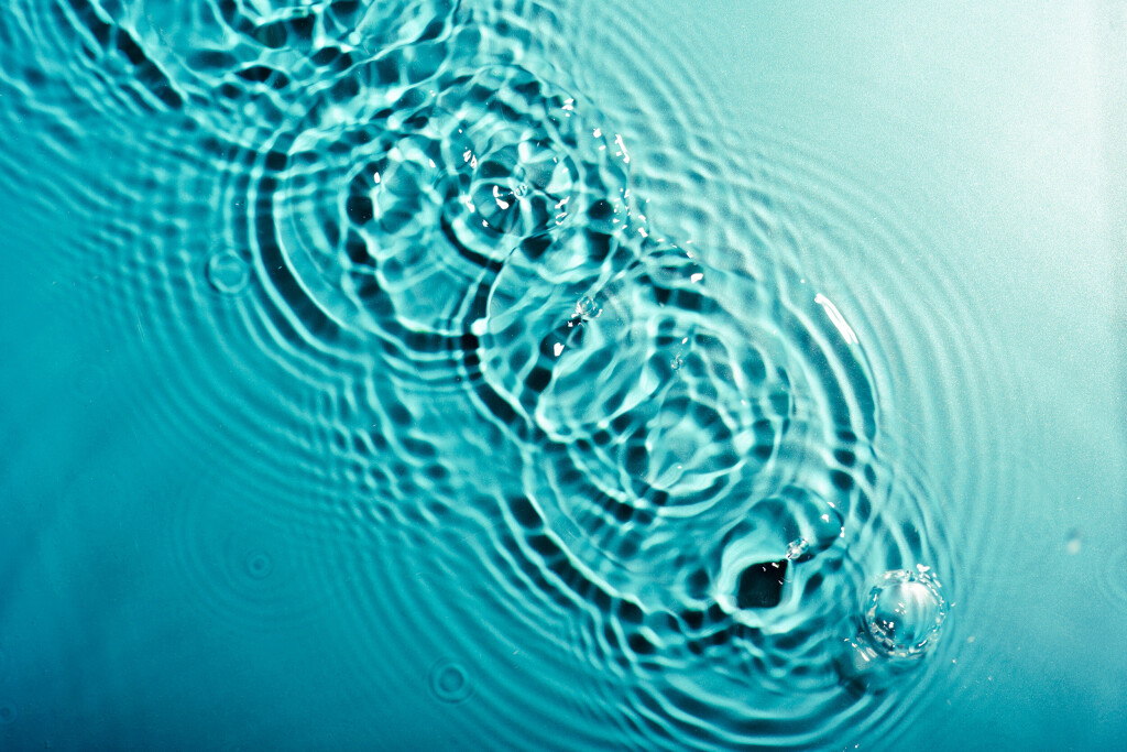 waterdrops in Water.